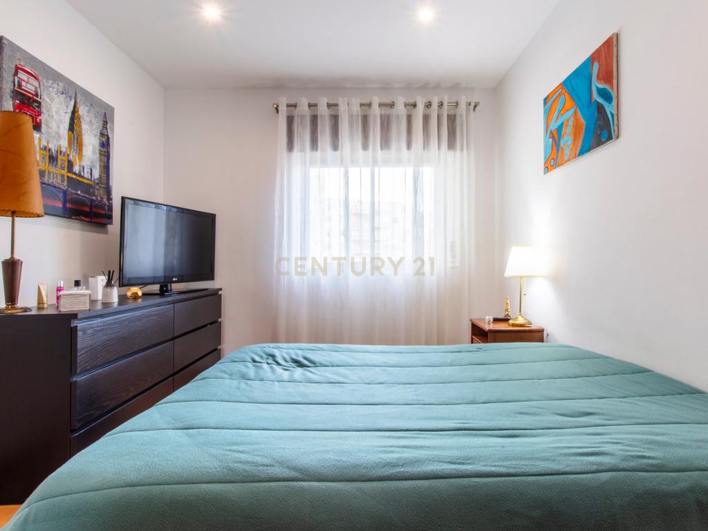 Apartamento T3 com garagem no Feijó - Image 6