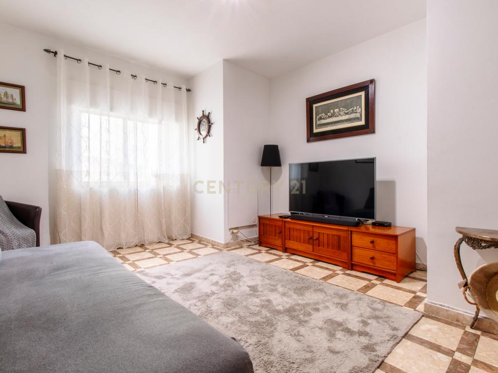 Apartamento T3 com garagem no Feijó - Image 15