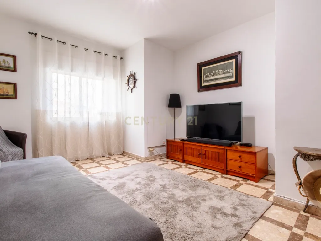 Apartamento T3 com garagem no Feijó - Image 15