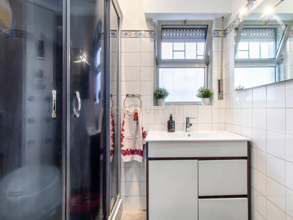 Apartamento T3 com garagem no Feijó - Image 29