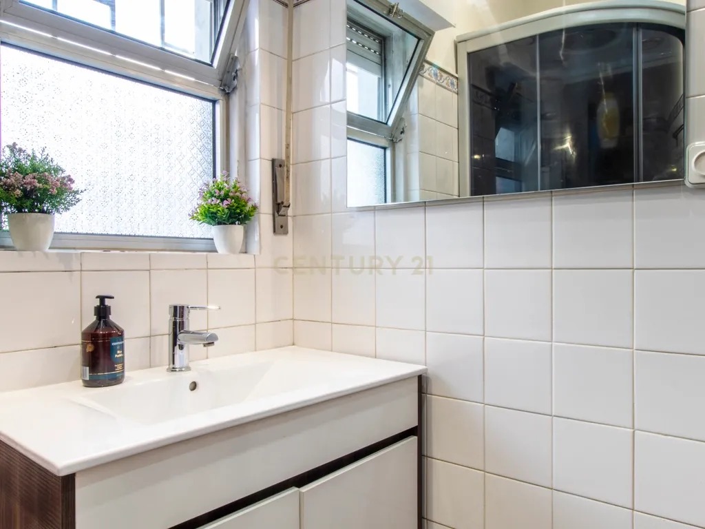 Apartamento T3 com garagem no Feijó - Image 28