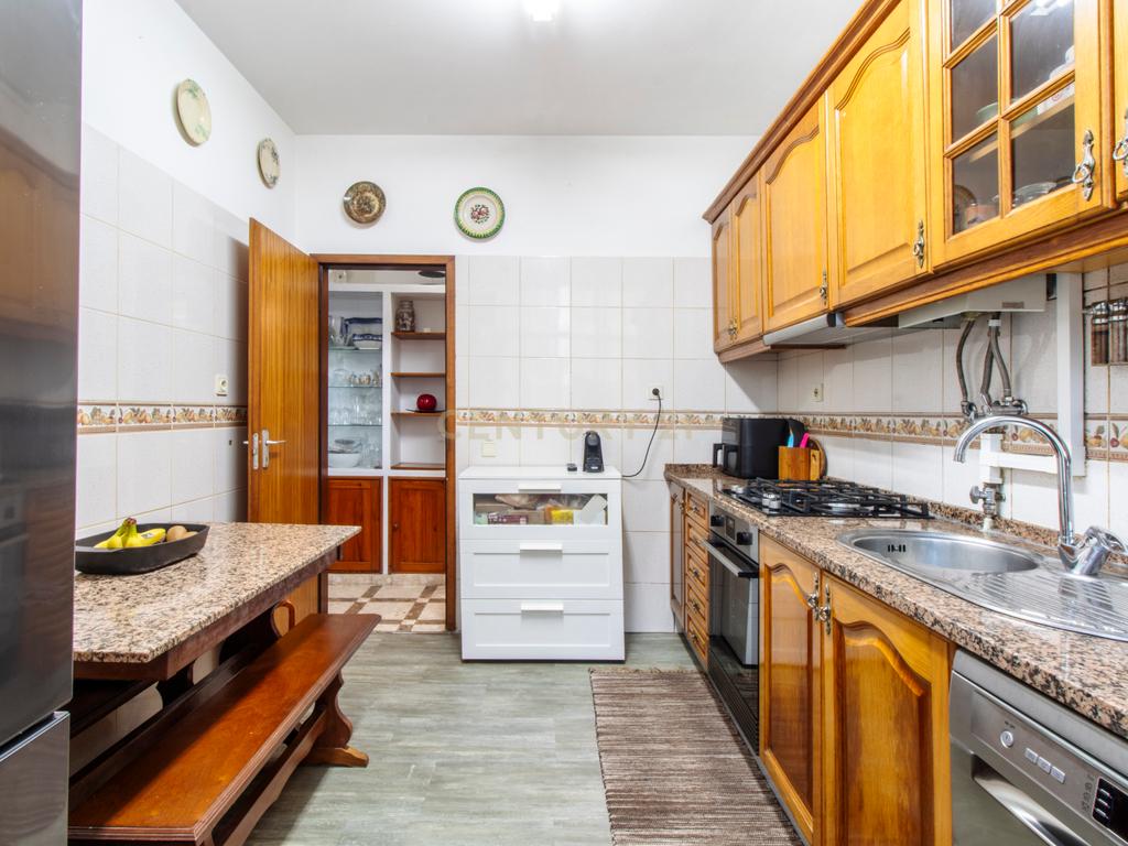 Apartamento T3 com garagem no Feijó - Image 13