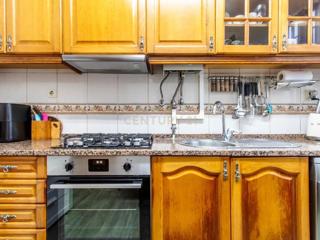 Apartamento T3 com garagem no Feijó - Image 12