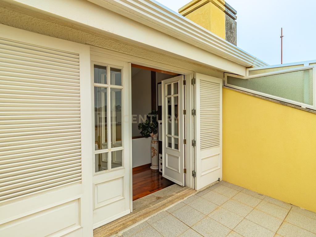 Moradia T4 Exclusiva em Vila Nova de Gaia - Image 42