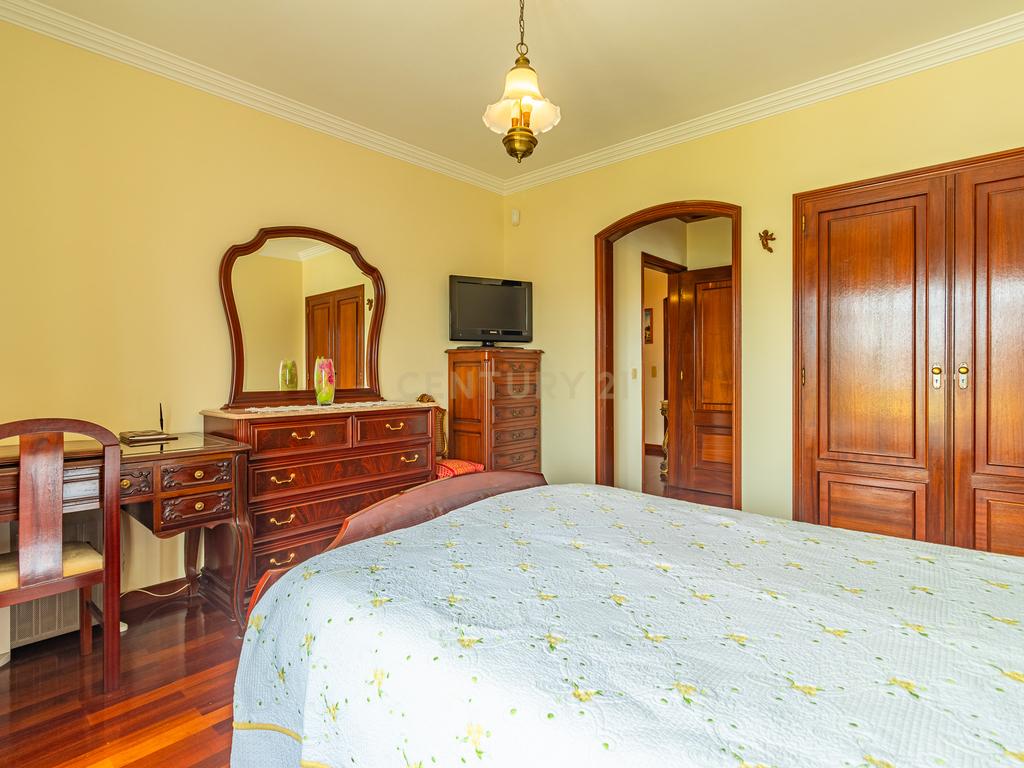 Moradia T4 Exclusiva em Vila Nova de Gaia - Image 19