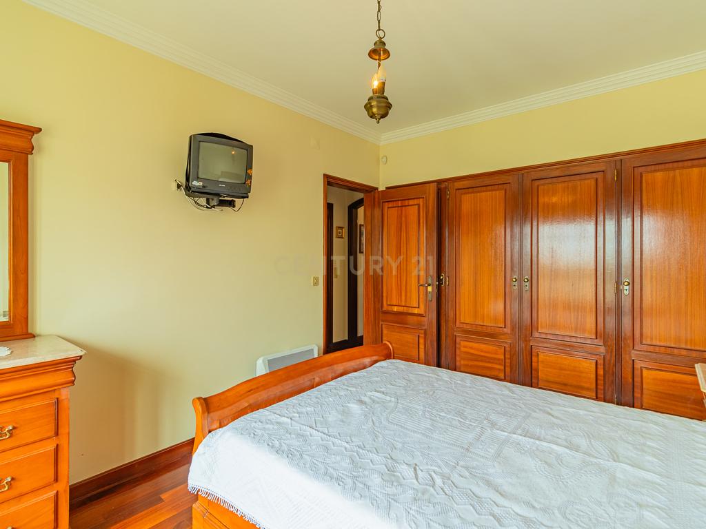 Moradia T4 Exclusiva em Vila Nova de Gaia - Image 26