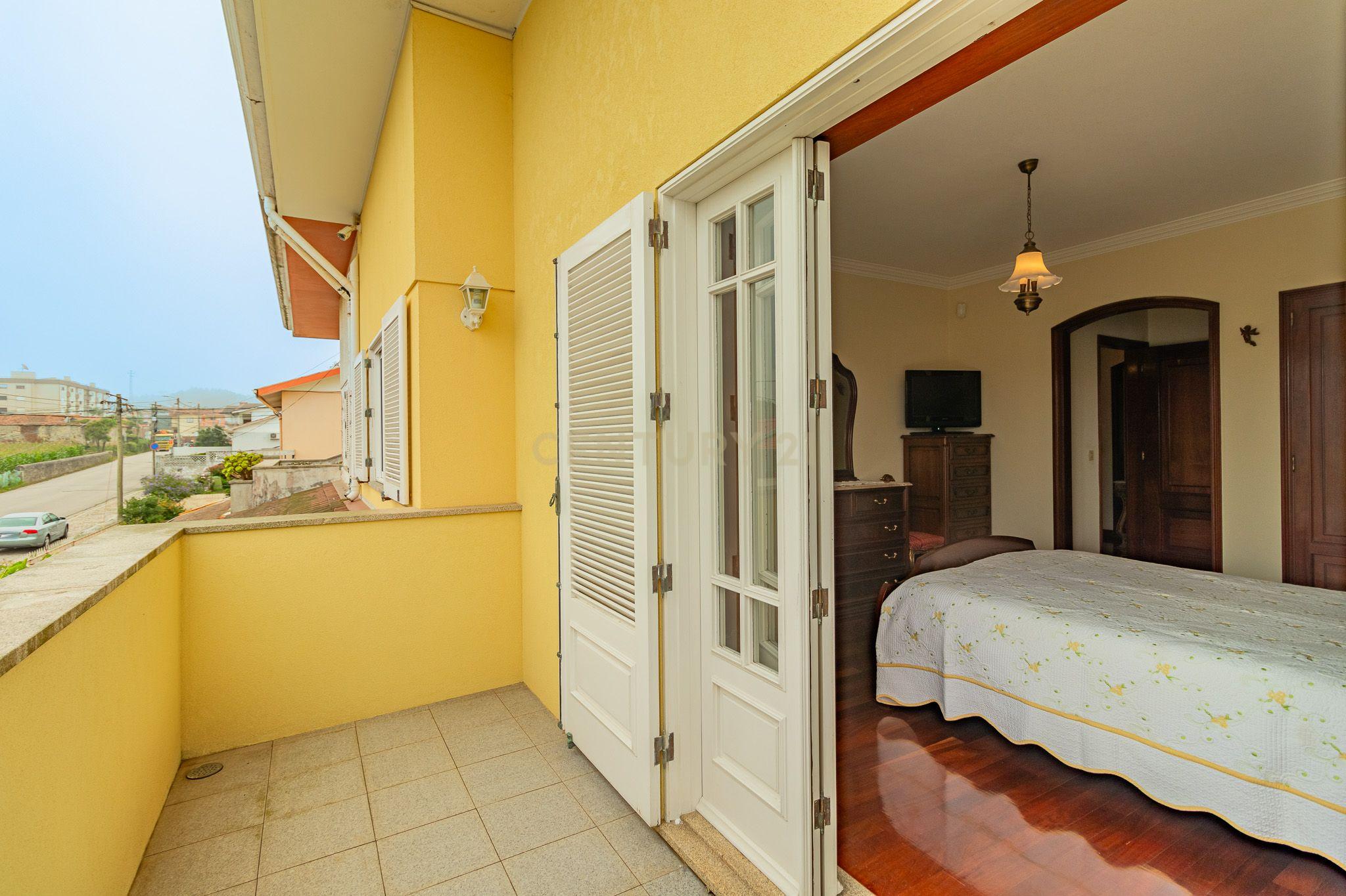 Moradia T4 Exclusiva em Vila Nova de Gaia - Image 33