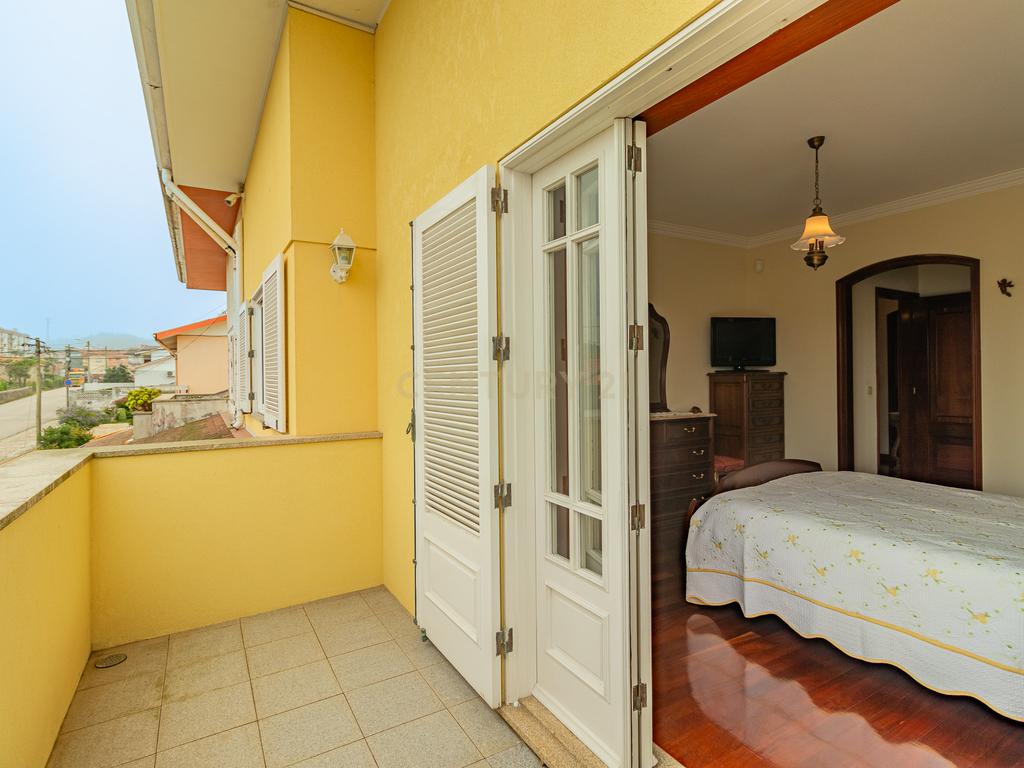 Moradia T4 Exclusiva em Vila Nova de Gaia - Image 33