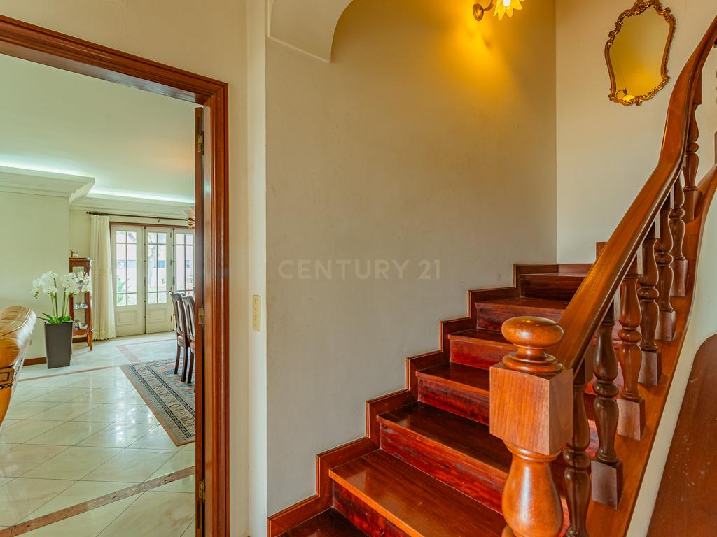 Moradia T4 Exclusiva em Vila Nova de Gaia - Image 36