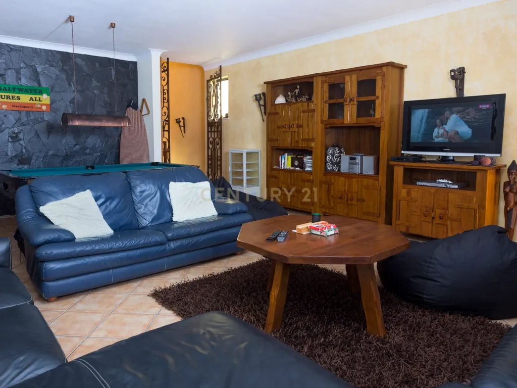 **OPORTUNIDADE** HOSTEL COM RENTABILIDADE superior a 10% ao ano! - Image 6