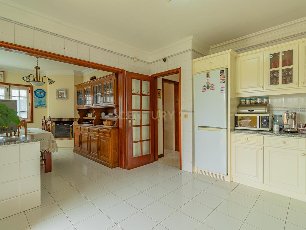 Moradia T4 Exclusiva em Vila Nova de Gaia - Image 8