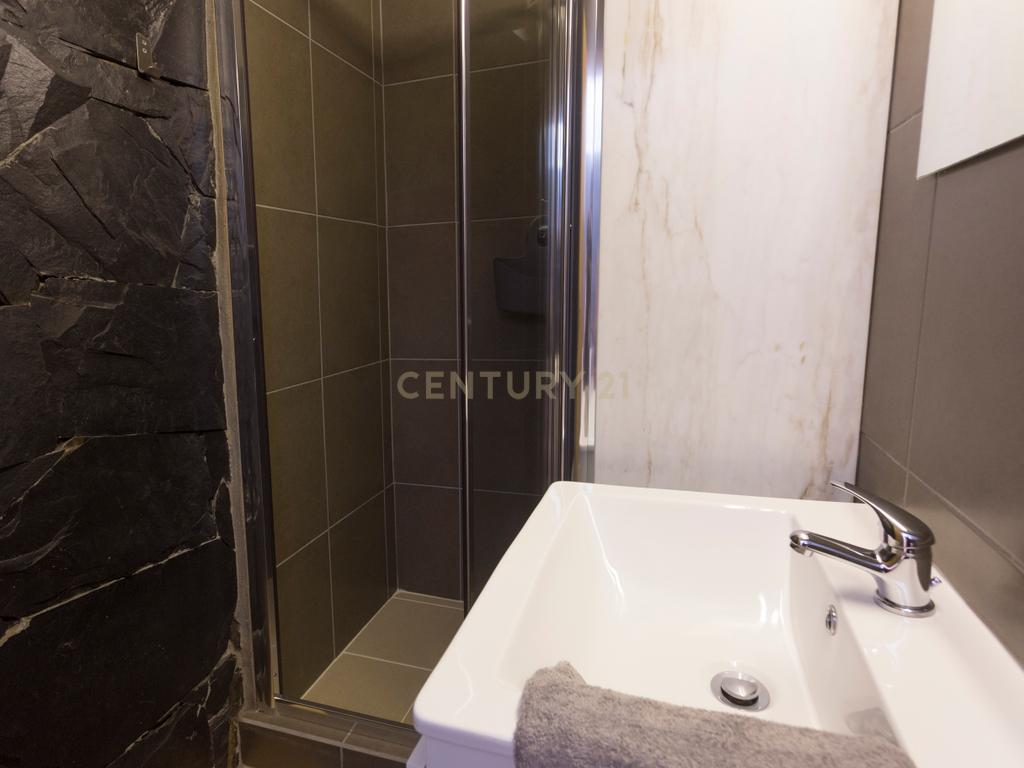 **OPORTUNIDADE** HOSTEL COM  RENTABILIDADE superior a 10% ao ano! - Image 9