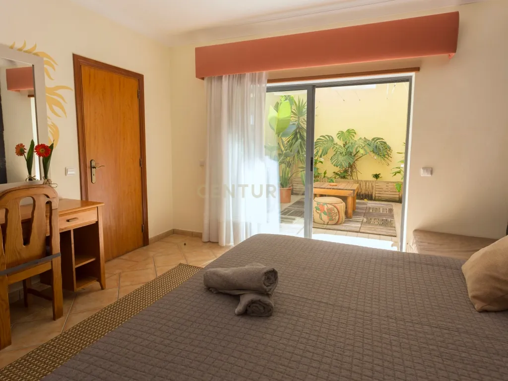 **OPORTUNIDADE** HOSTEL COM RENTABILIDADE superior a 10% ao ano! - Image 3