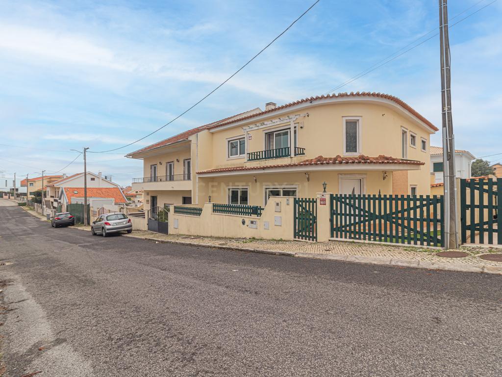 Moradia T4 em Santa Iria de Azoia, Loures - Image 47