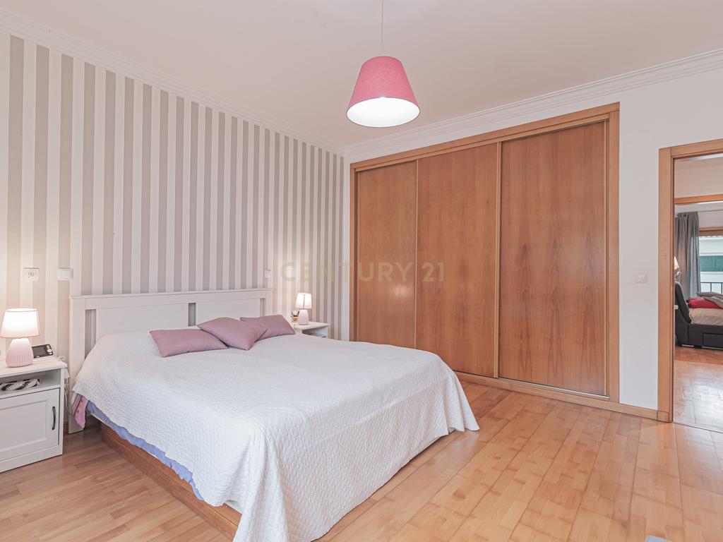 Moradia T4 em Santa Iria de Azoia, Loures - Image 16