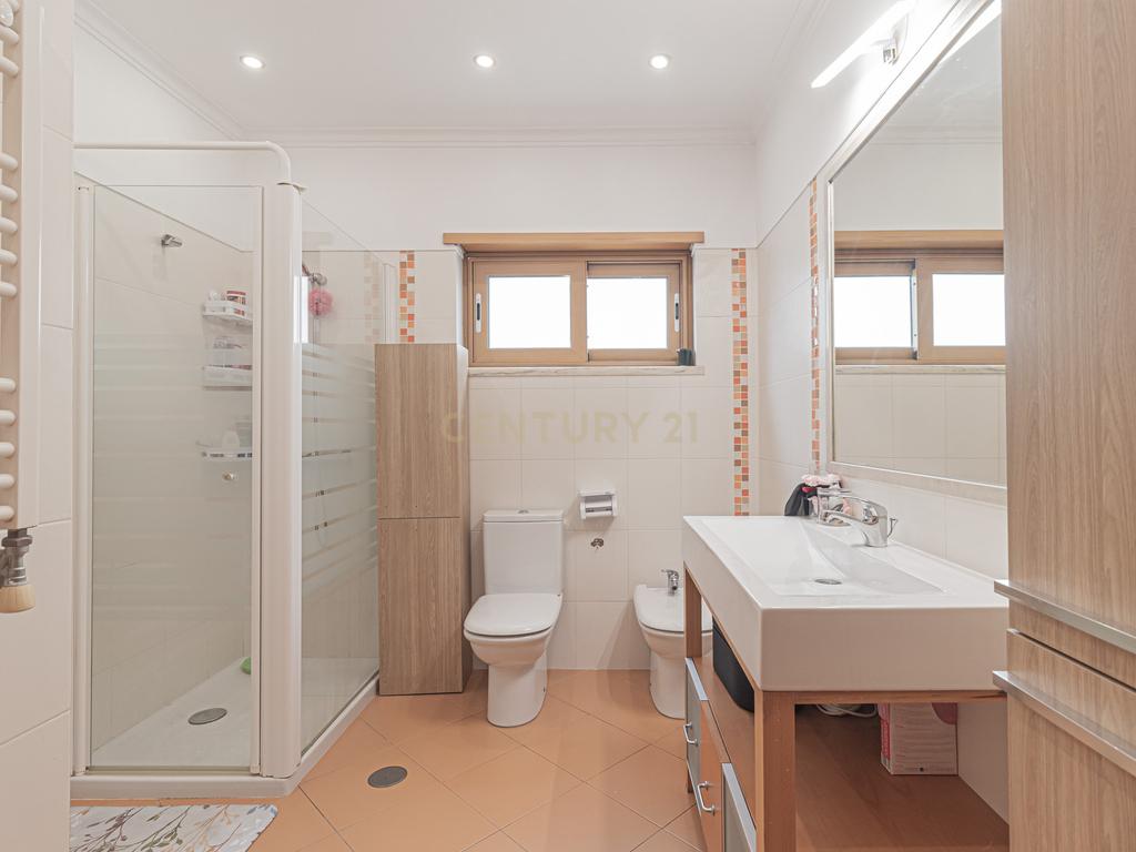 Moradia T4 em Santa Iria de Azoia, Loures - Image 29