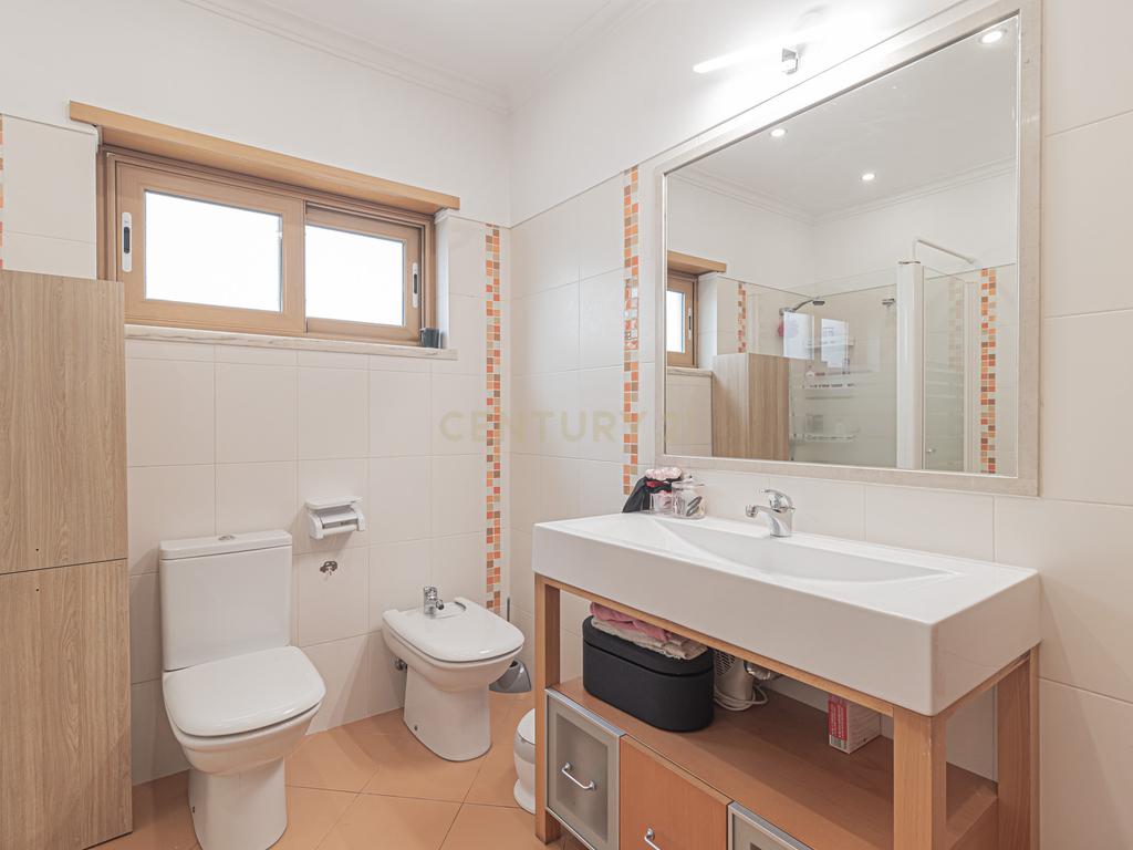Moradia T4 em Santa Iria de Azoia, Loures - Image 30