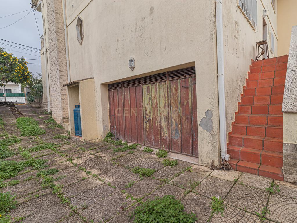 Moradia T4 Isolada, com garagem - Rua Qta da Saudade Charneca de Caparica - Image 46