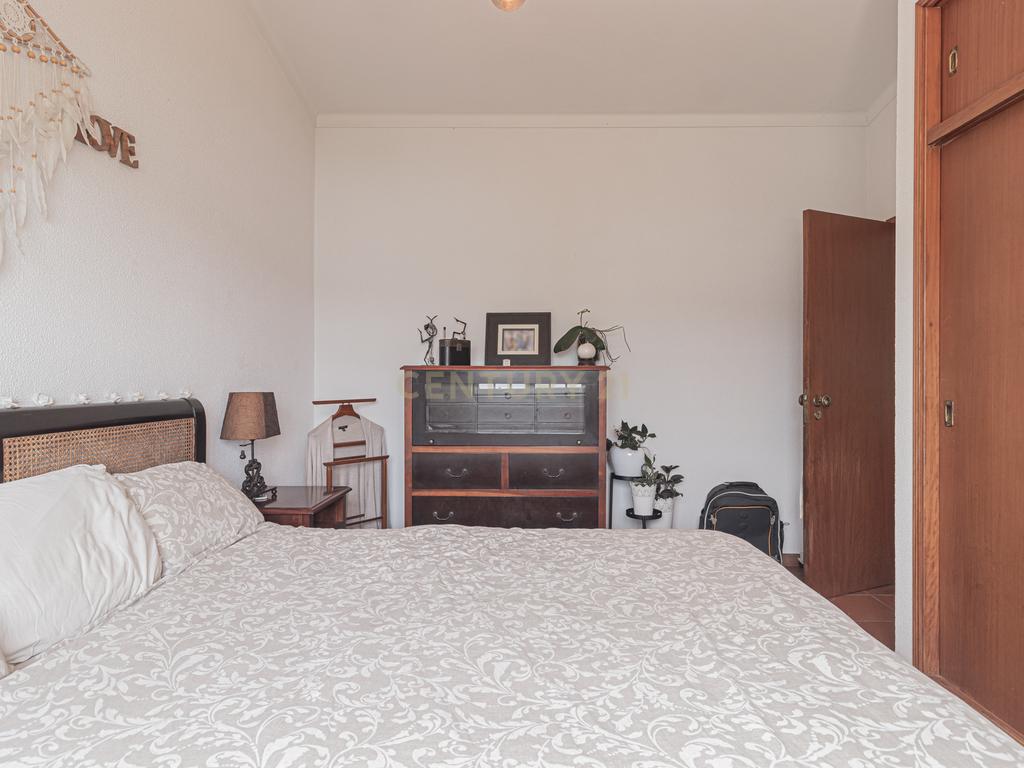 Casa Isolada em Sampaio-Sesimbra, Setúbal com Piscina e Vista Panorâmica - Image 38