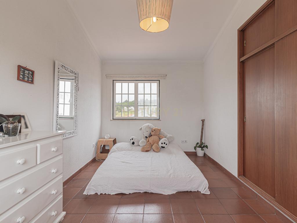 Casa Isolada em Sampaio-Sesimbra, Setúbal com Piscina e Vista Panorâmica - Image 31