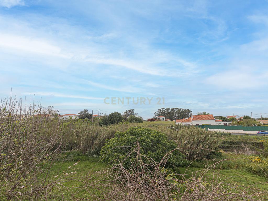 Casa Isolada em Sampaio-Sesimbra, Setúbal com Piscina e Vista Panorâmica - Image 34