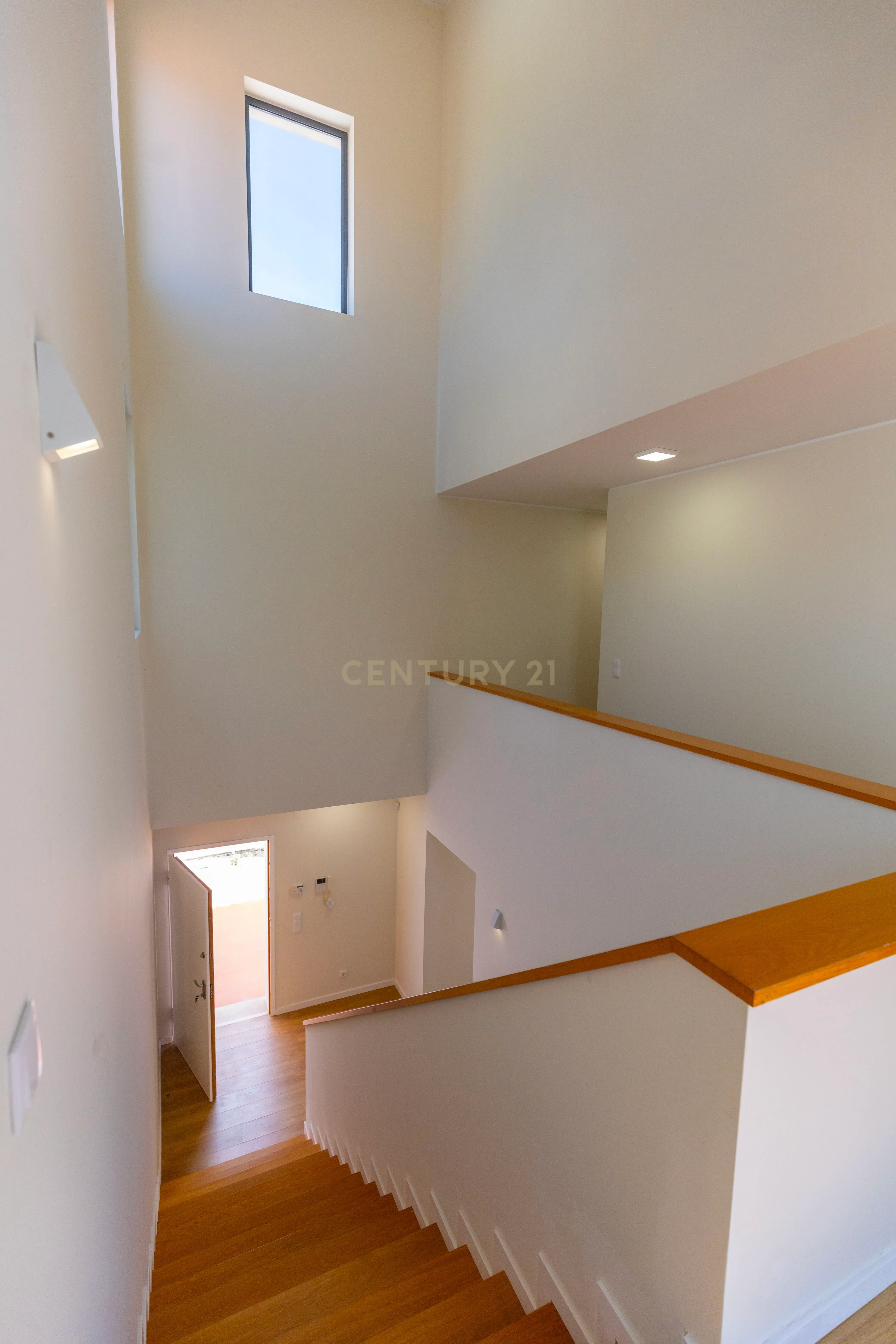 Moradia T3 Mucifal - Image 13