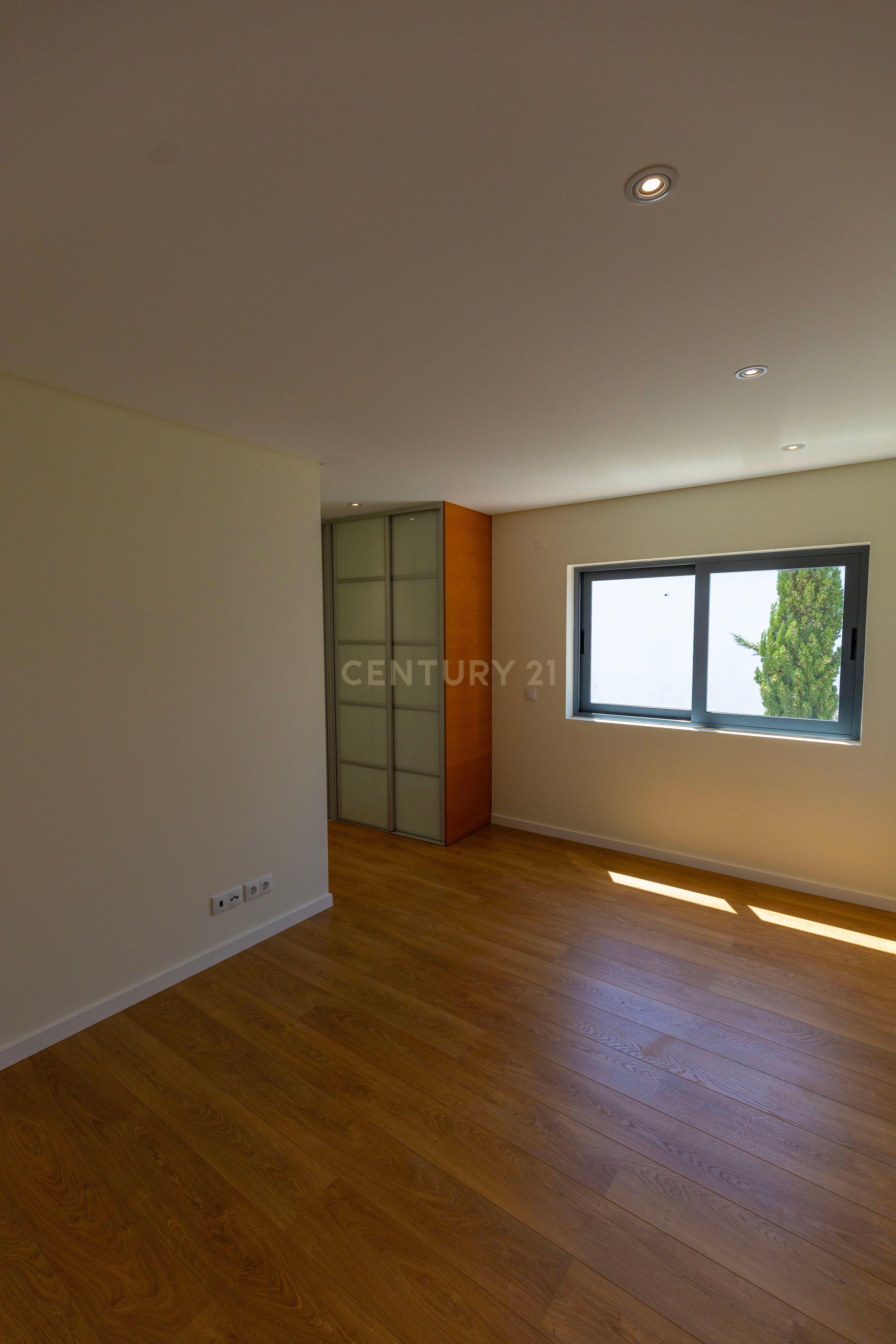 Moradia T3 Mucifal - Image 15