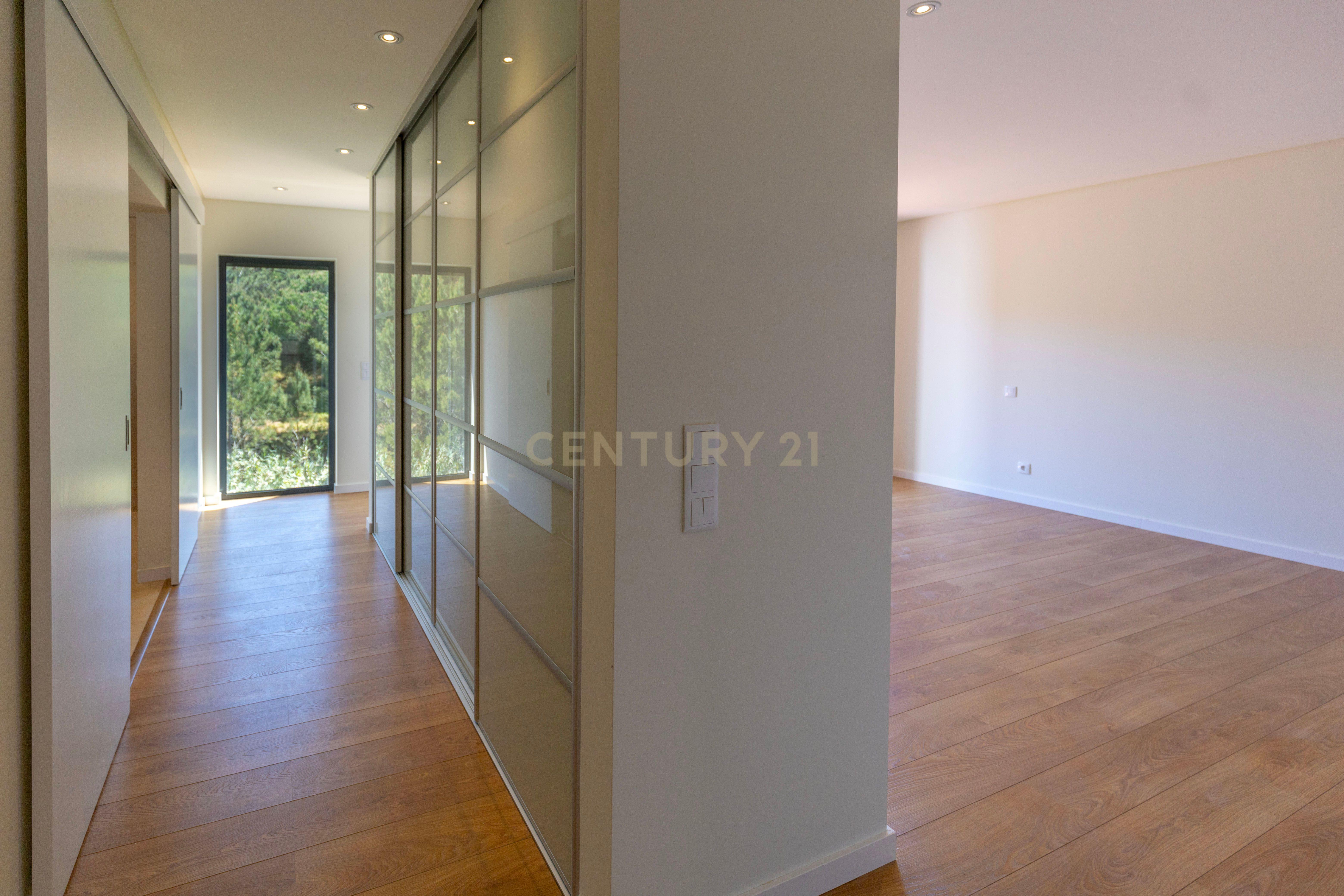 Moradia T3 Mucifal - Image 22