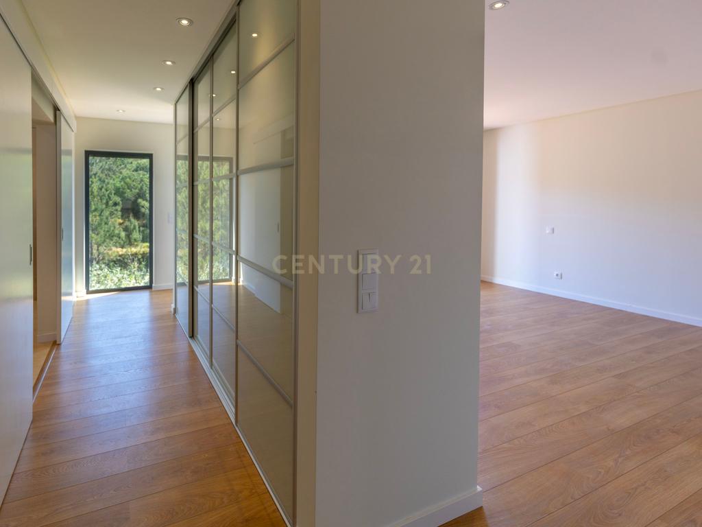 Moradia T3 Mucifal - Image 22