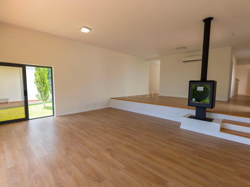 Moradia T3 Mucifal - Image 5