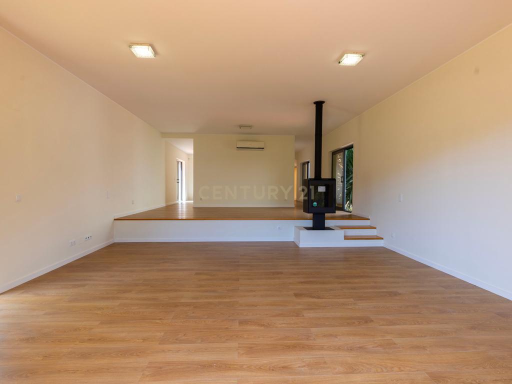 Moradia T3 Mucifal - Image 7