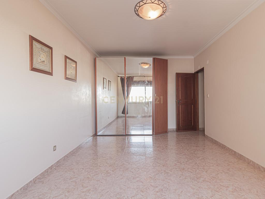 SEIXAL - AMORA – Apartamento T3 - Image 12