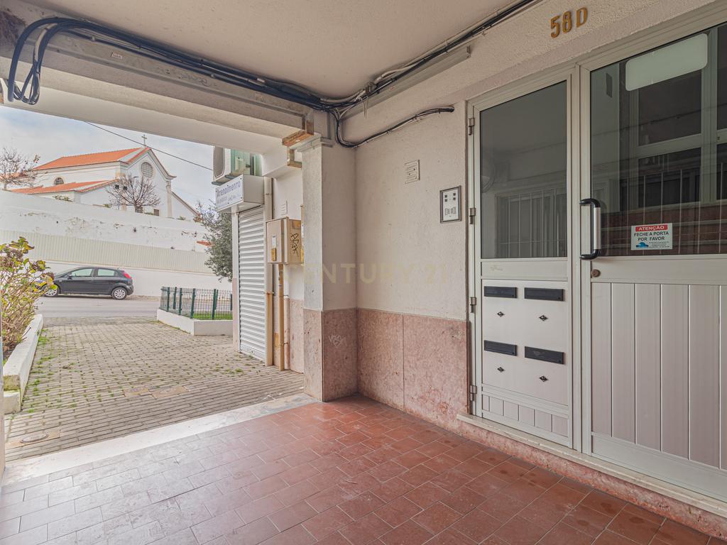 SEIXAL - AMORA – Apartamento T3 - Image 25