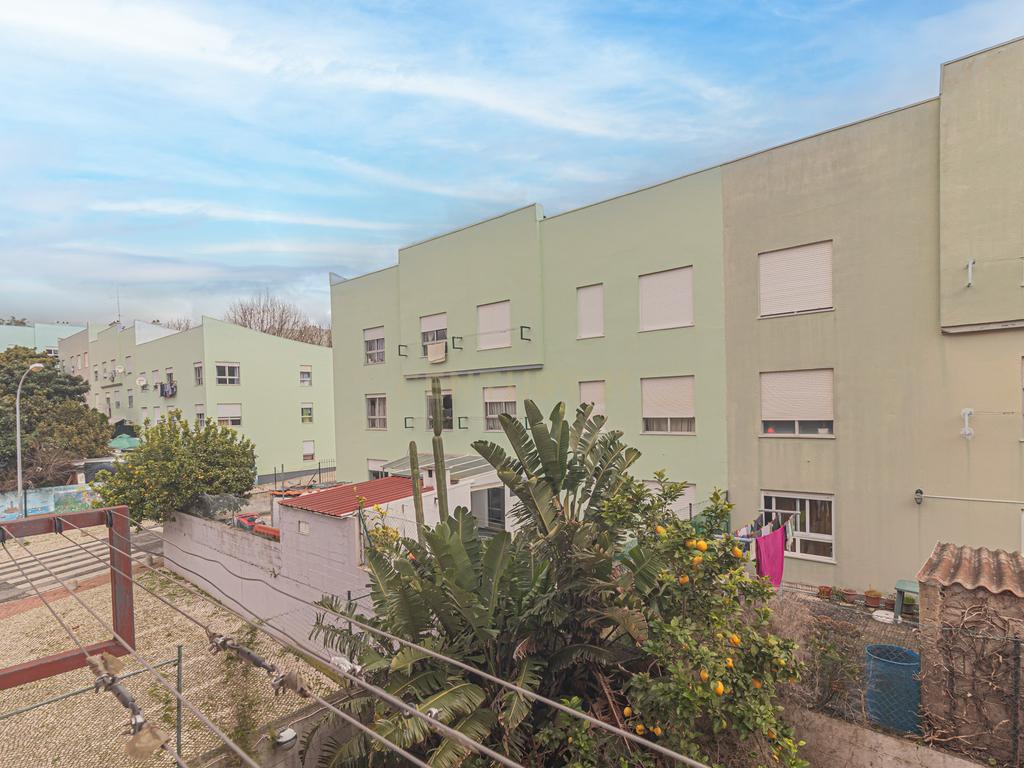 Apartamento T3 em Oeiras com Luz Natural e Armazenamento - Image 21