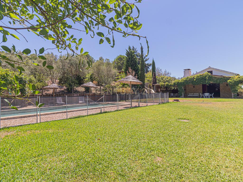 Moradia T2 em deslumbrante propriedade na Arrábida (Casais da Serra) - Image 54