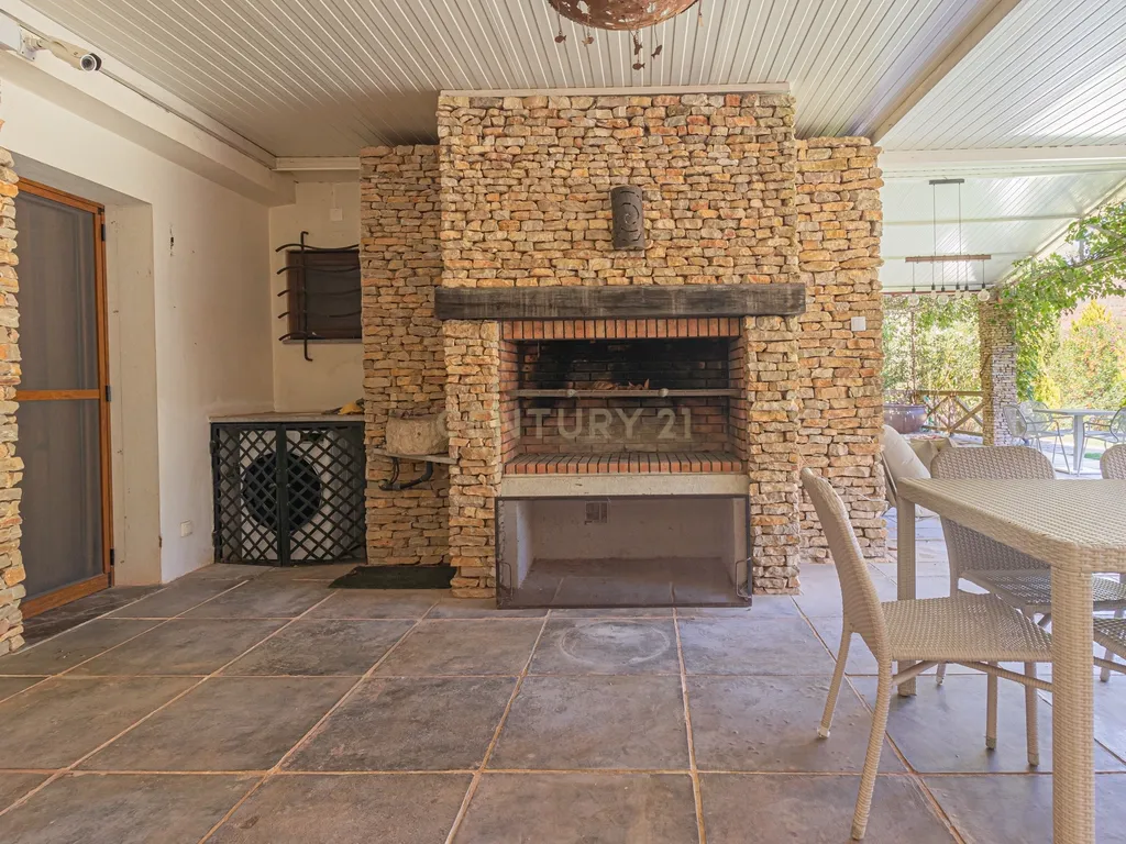 Moradia T2 em deslumbrante propriedade na Arrábida (Casais da Serra) - Image 58