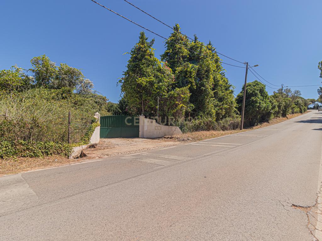 Moradia T2 em deslumbrante propriedade na Arrábida (Casais da Serra) - Image 84