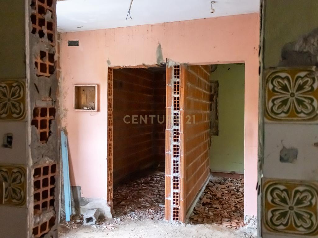 Moradia T3 em construção na Mata da Bidoeira de Cima, Leiria - Image 20