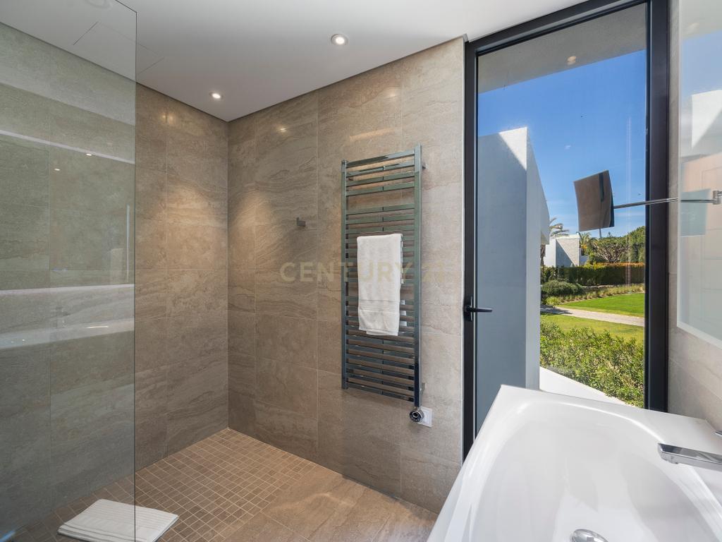 Moradia Exclusiva de Luxo em Quinta do Lago - Image 30
