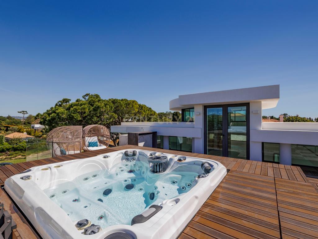 Moradia Exclusiva de Luxo em Quinta do Lago - Image 37