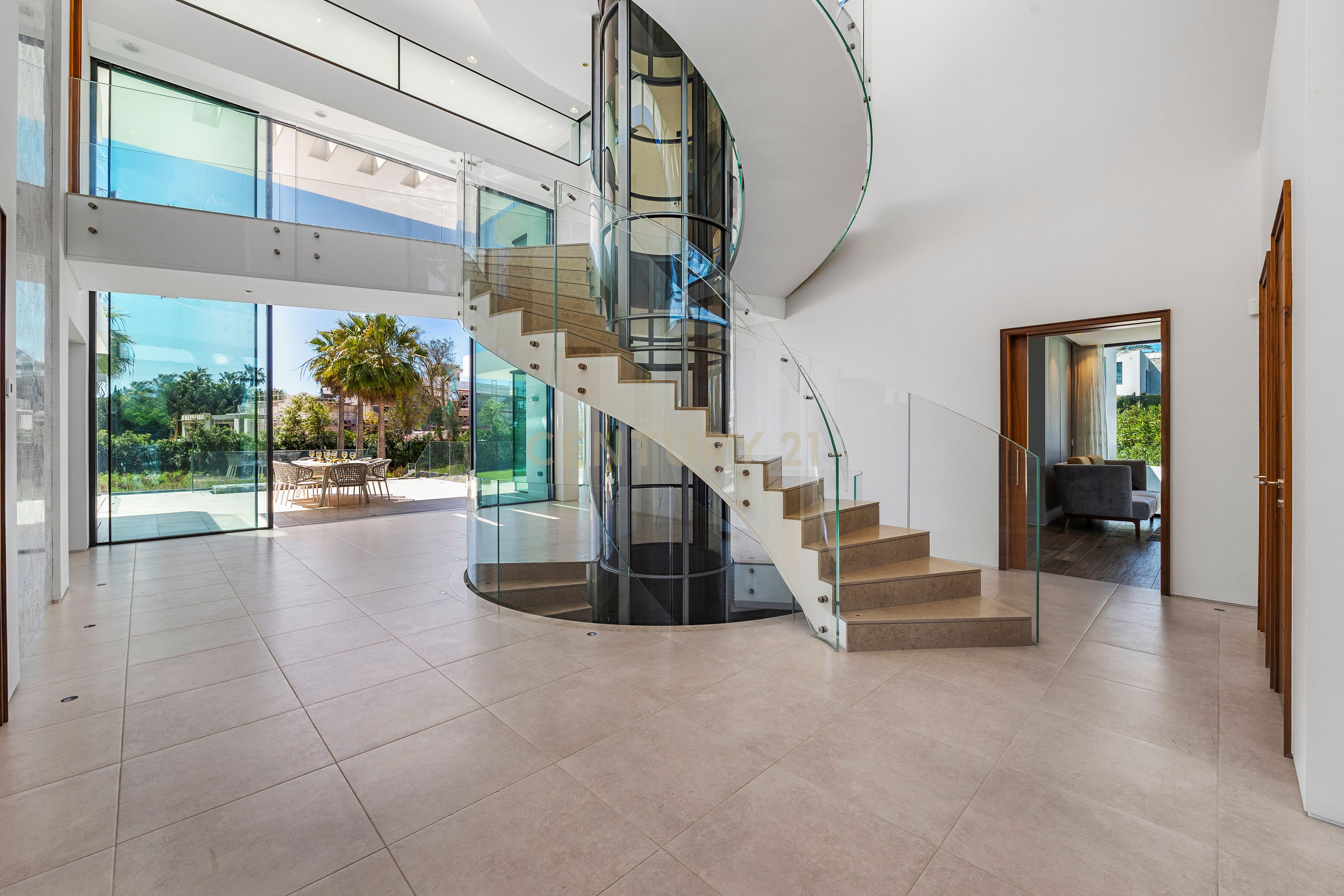 Moradia Exclusiva de Luxo em Quinta do Lago - Image 2