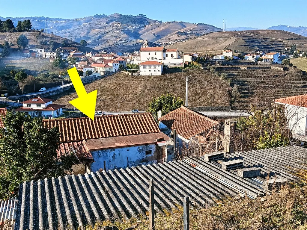 Casa Isolada para Recuperação em Vila Real - 35.000€ - Image 15