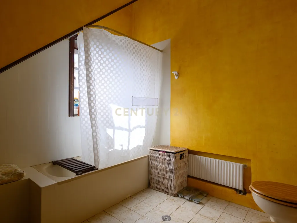 undefined - Image 49