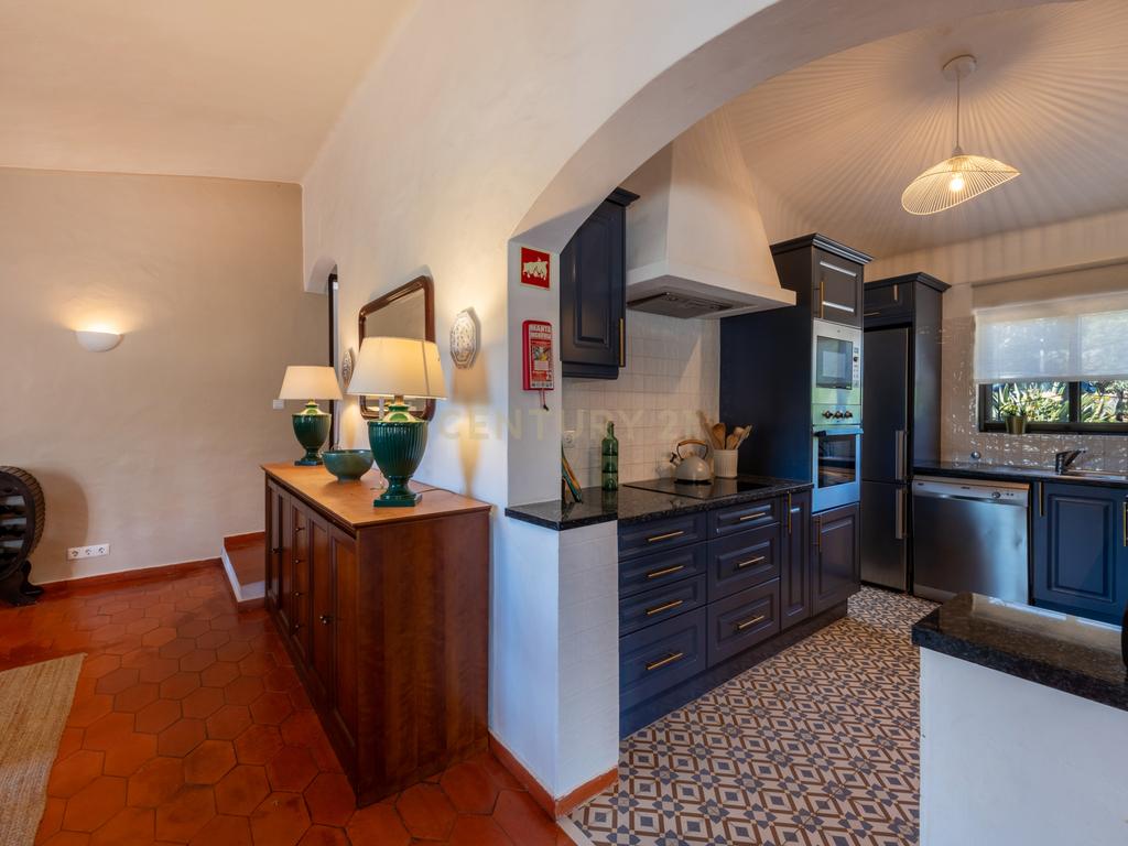 Moradia T4 inserida num lote de 4.180m², Algarve (Alvor) - Image 10