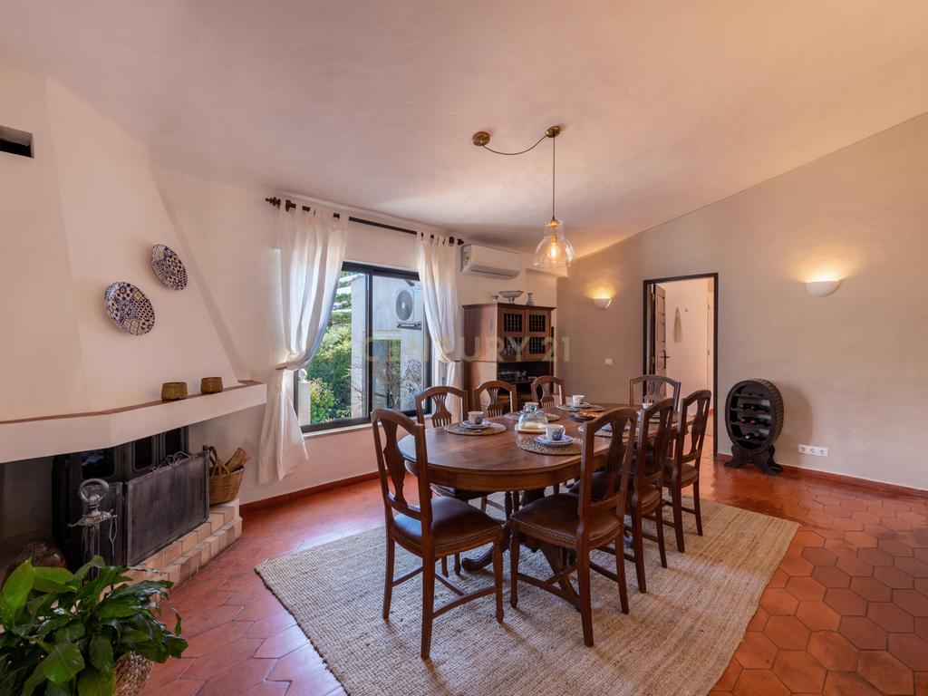 Moradia T4 inserida num lote de 4.180m², Algarve (Alvor) - Image 8