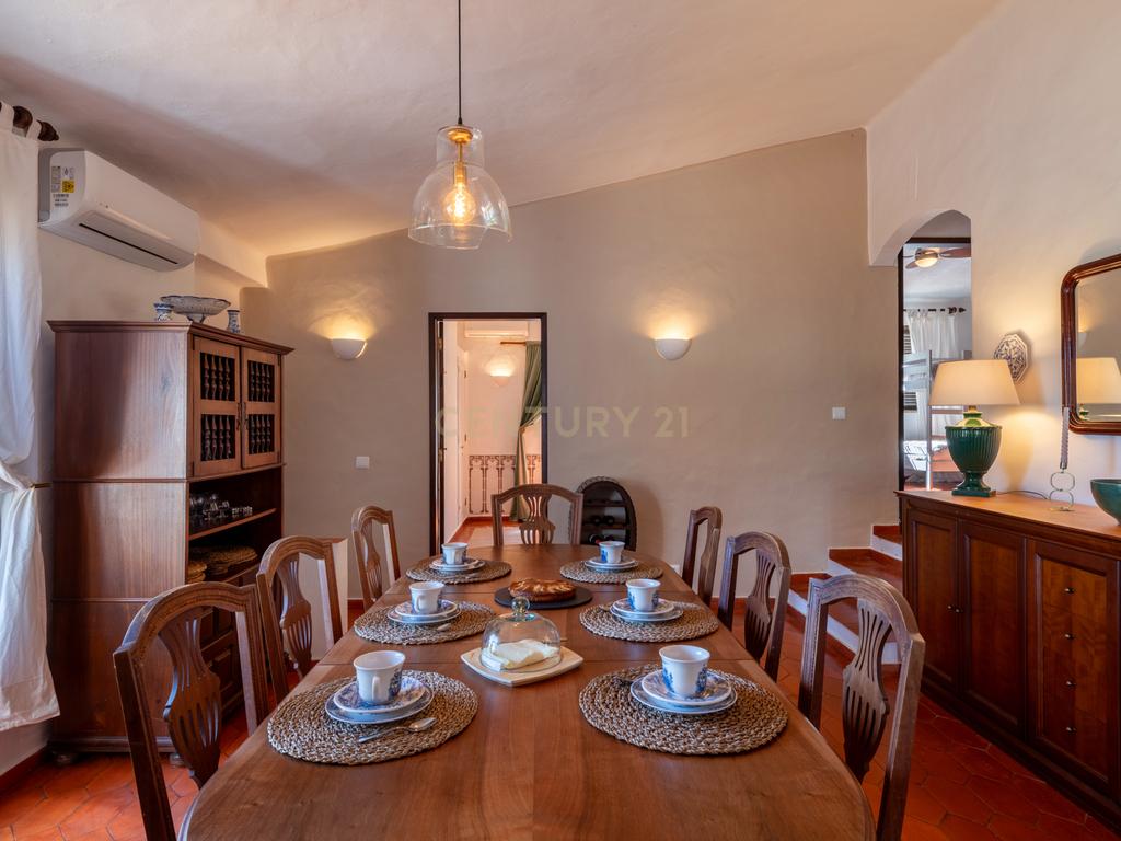Moradia T4 inserida num lote de 4.180m², Algarve (Alvor) - Image 11