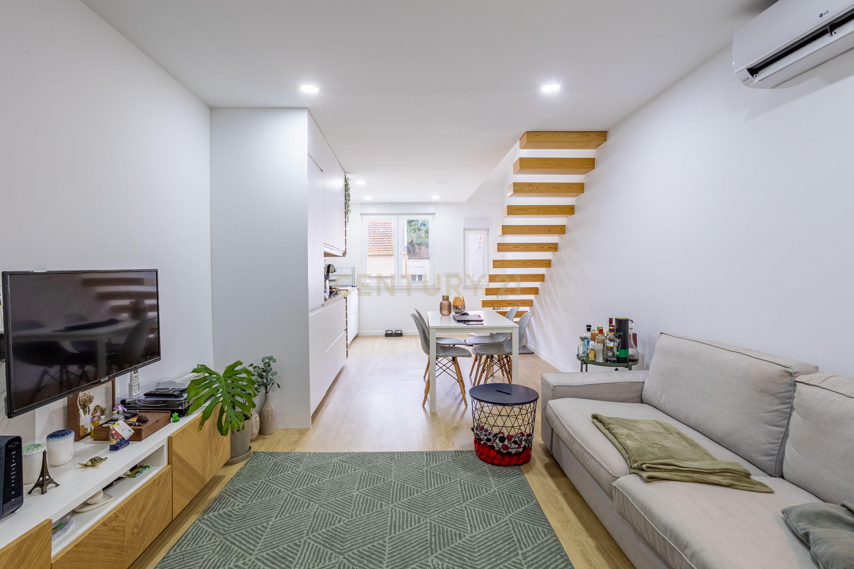 Duplex T1+2 no Beato, em Lisboa - Image 3
