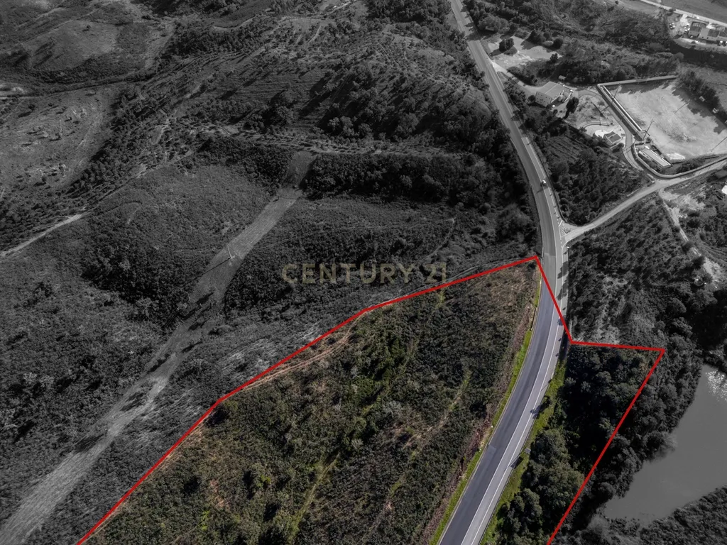 Terreno sito em S. Marcos da Serra, junto à IC1 e à A2 Lisboa/Algarve - Image 13
