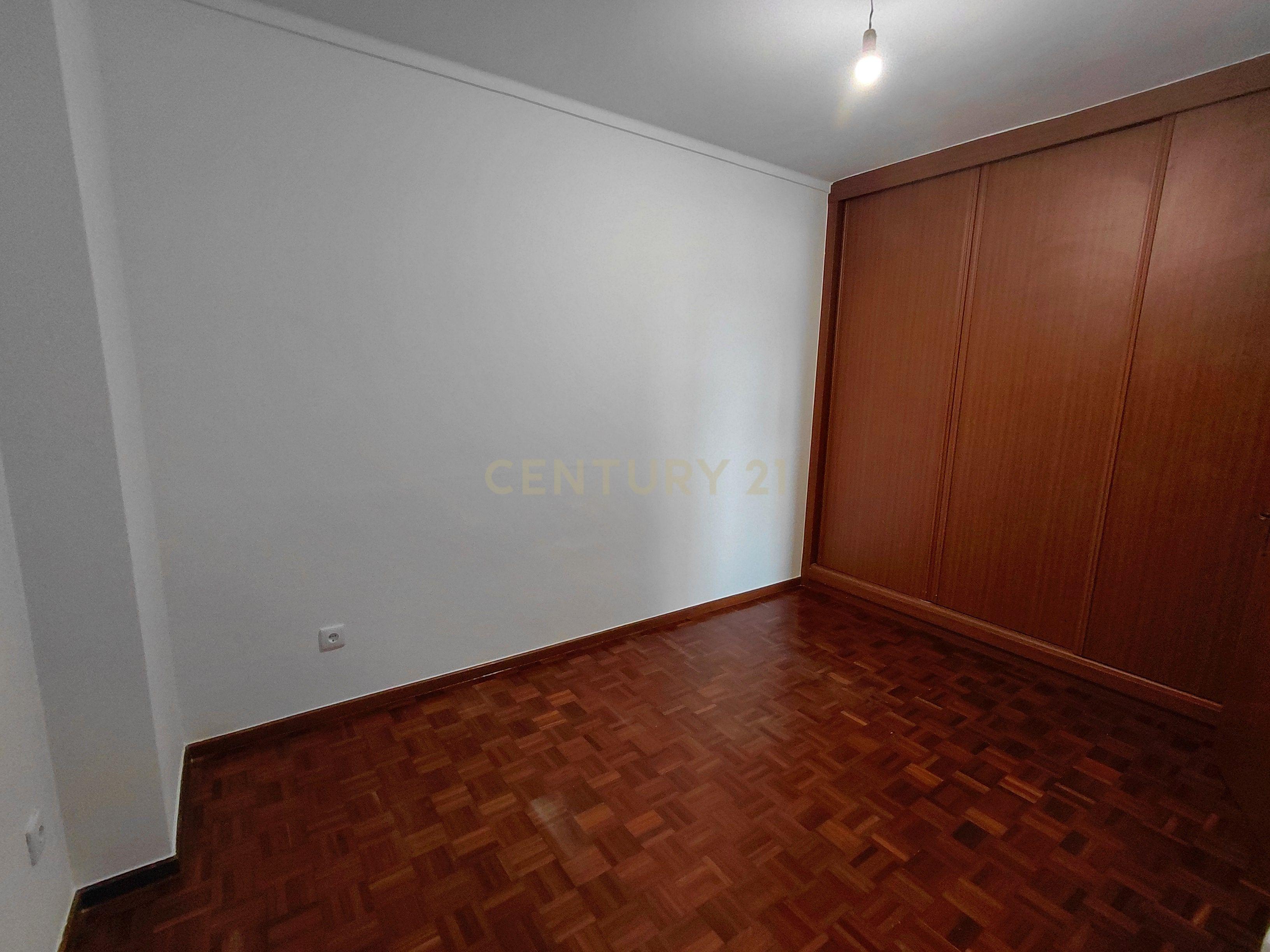 Fotografia 8 de Apartamento T2 + 1  Renovado em Santa Maria Maior, Chaves