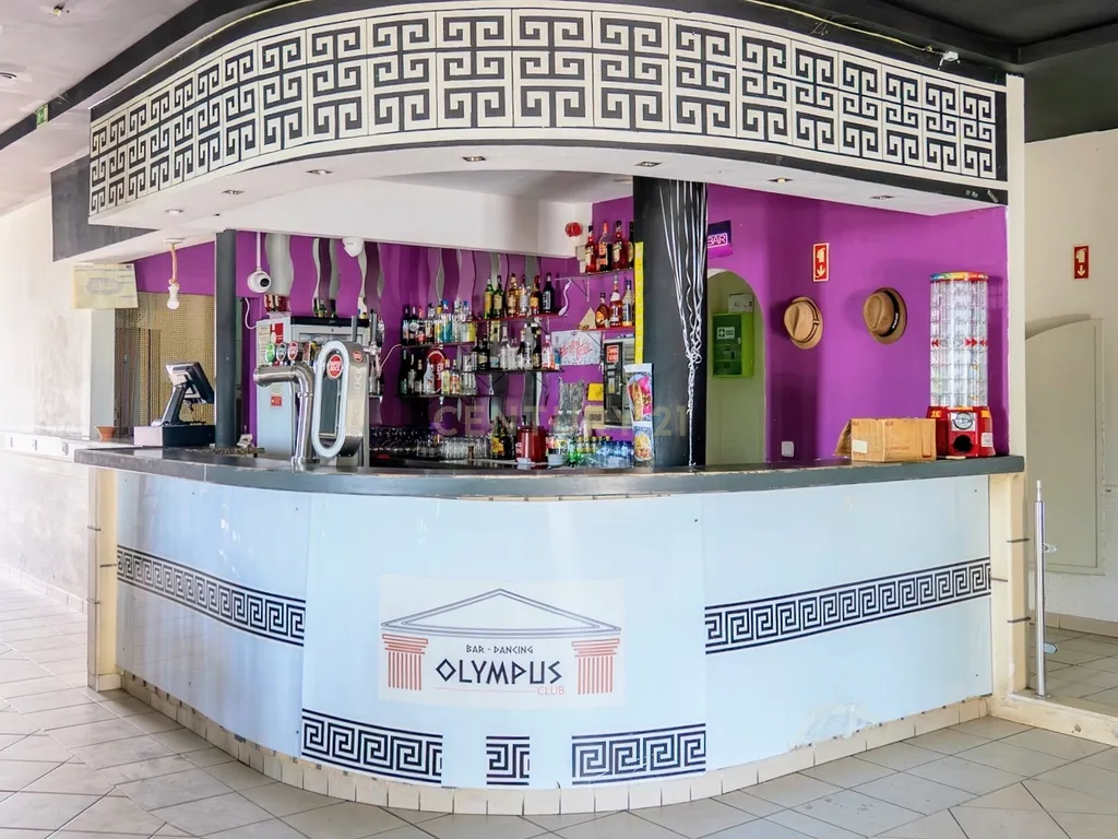 Bar em Olhão com Excelente Localização e Potencial - Image 4